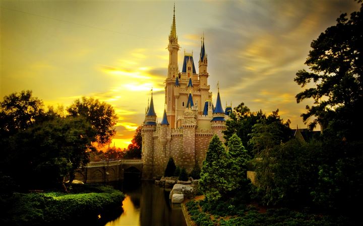 Cinderella Castle MacBook Air wallpaper