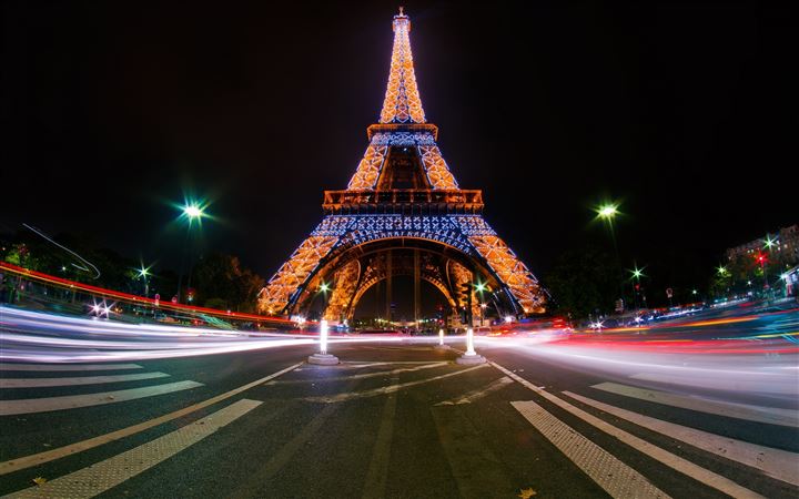 Eiffel tower light show All Mac wallpaper