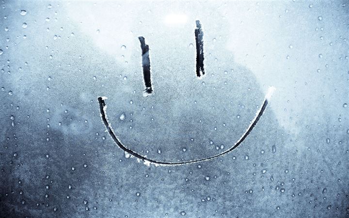 Smiley Face On A Frozen Window All Mac wallpaper