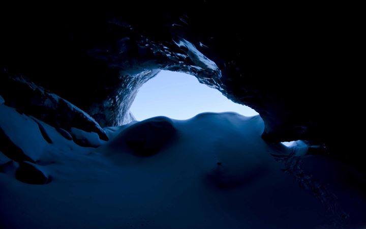 Glacier Cave MacBook Pro wallpaper