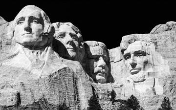 Mt Rushmore during daytime iMac wallpaper