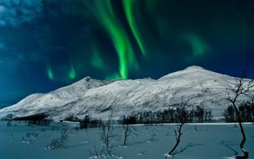Aurora Borealis Tromso Norway MacBook Pro wallpaper