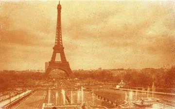 Old Photo Of The Eiffel Tower All Mac wallpaper