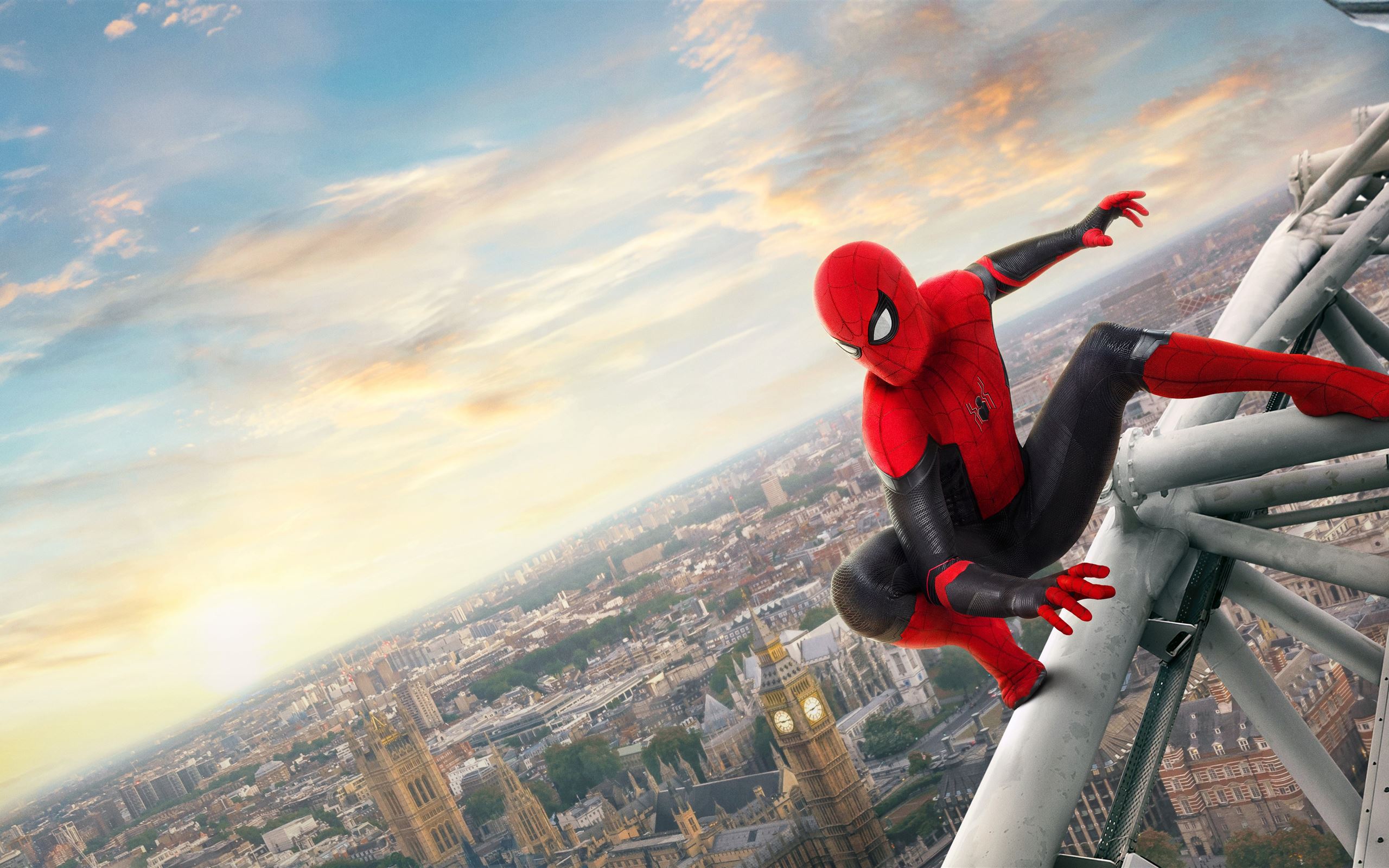 Spider-Man xa nhà - Hình nền: Khám phá vũ trụ siêu anh hùng với hình nền Spider-Man Far From Home đầy màu sắc và bắt mắt này! Bạn sẽ có cảm giác như thật sự đang ở thế giới của nhân vật này. Hãy tải ngay để truyền cảm hứng cho ngày mới của bạn!