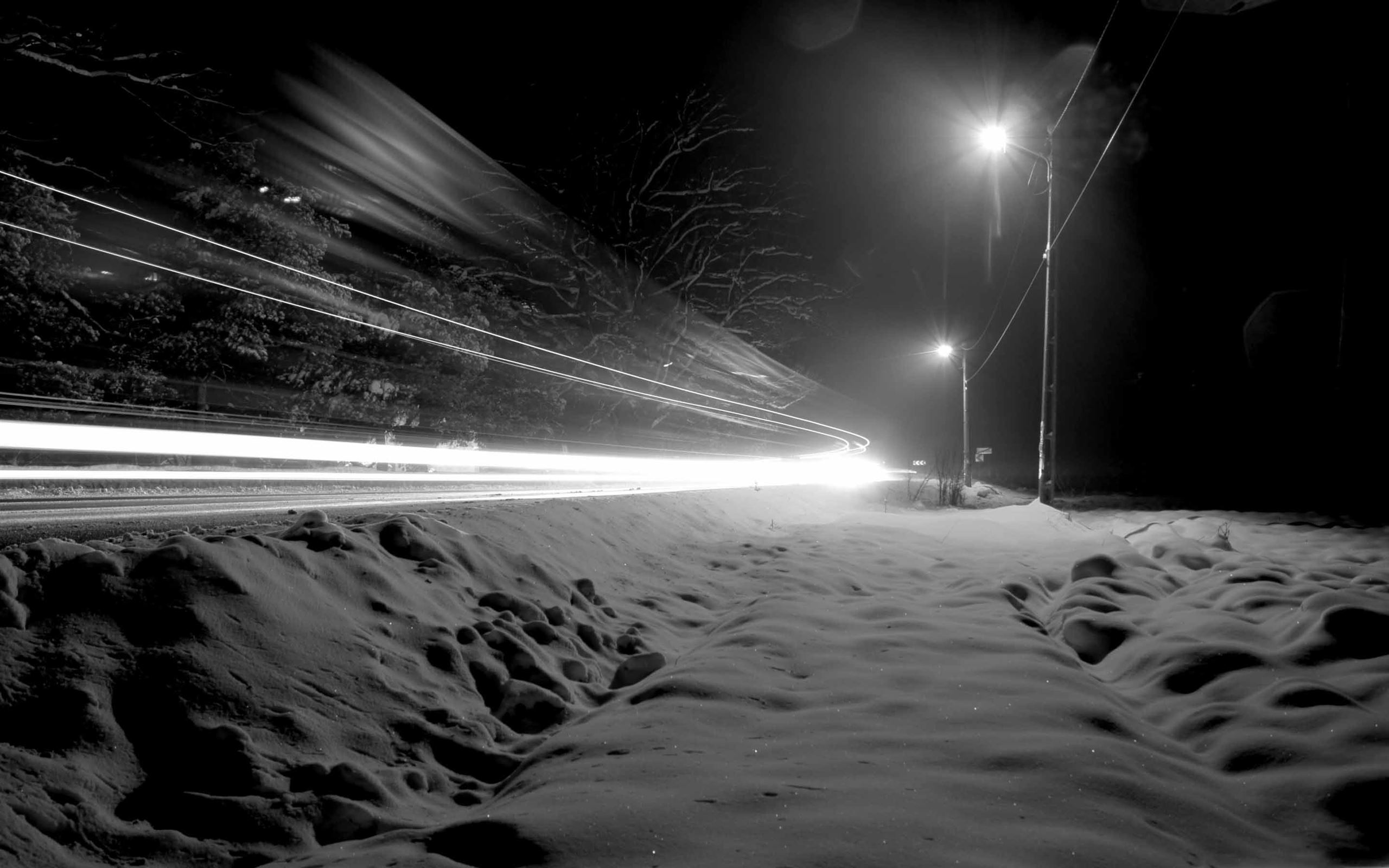 Ночные сугробы. Снежная дорога ночью. Сугробы ночью. Ночная зимняя дорога. Метель.