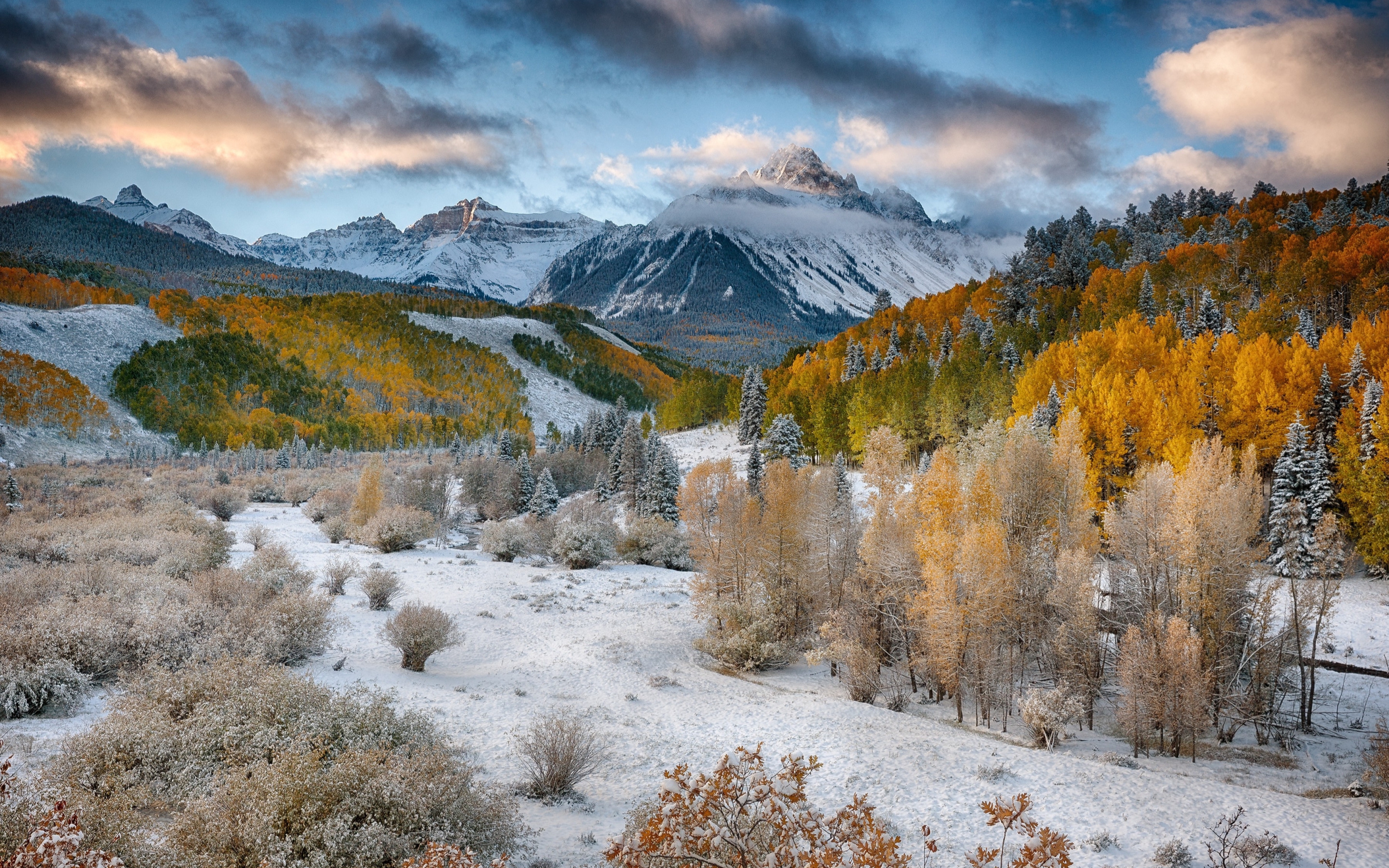 Пейзаж 1. Предгорье Алтая осенью. Горный Алтай зима. Осень в горах. Ранняя зима.