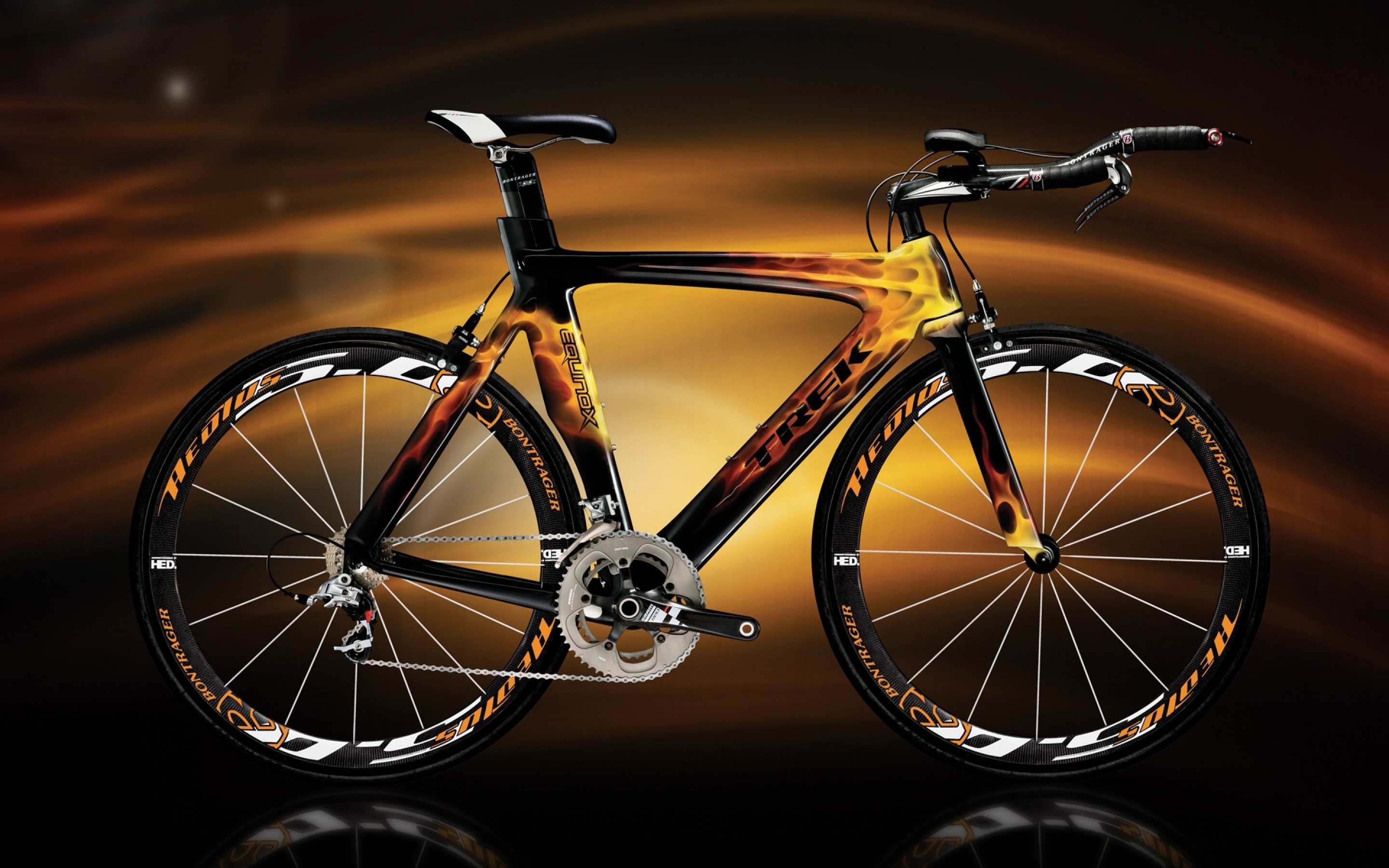 Самый крутой велик. Велосипеда Trek Bicycle. Велосипеды Trek шоссейные 2022 года. Trek Equinox TTX 9.9. Велосипед Trek 4200.