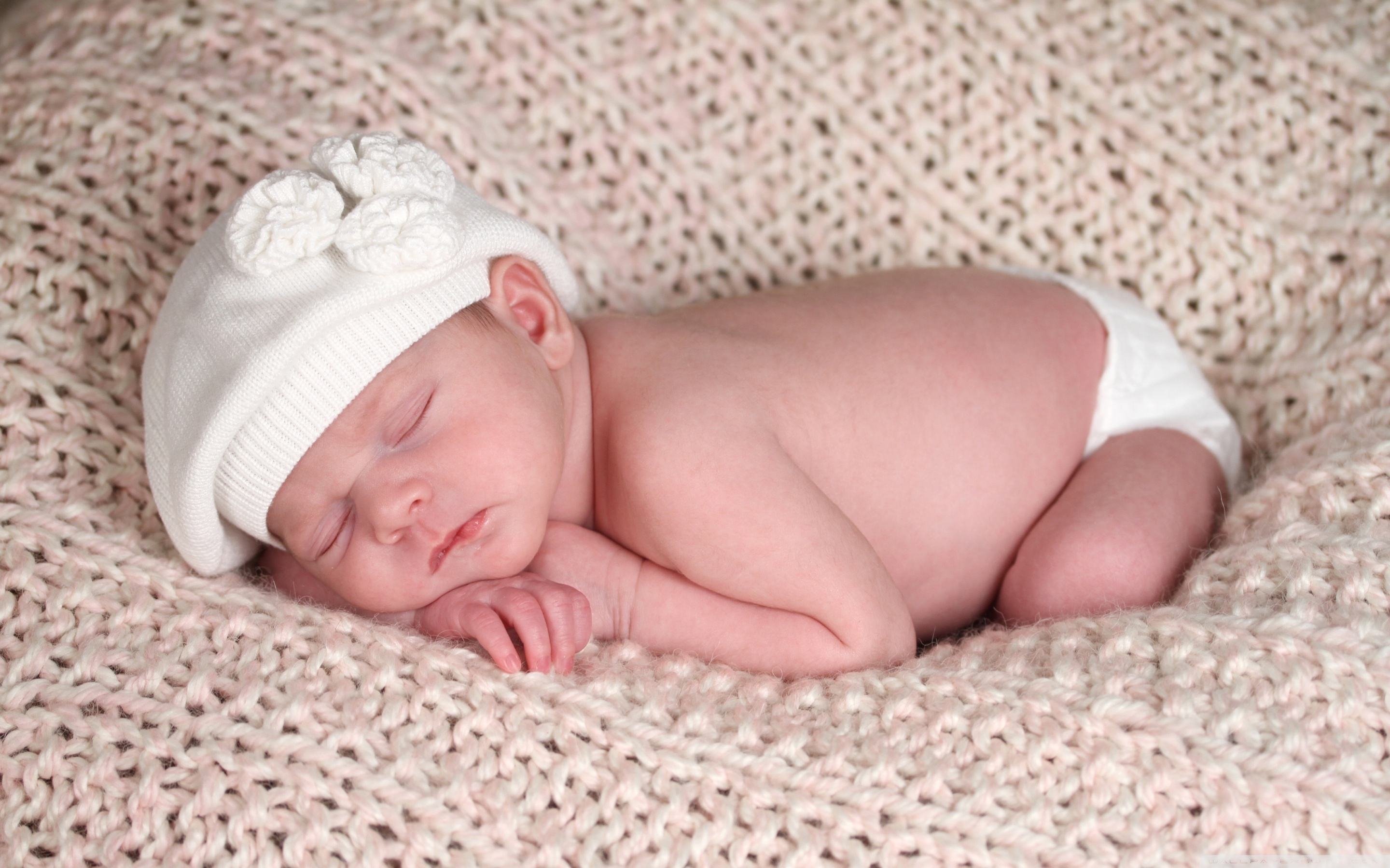 Newborn Baby Boy MacBook Air Wallpaper Download | AllMacWallpaper