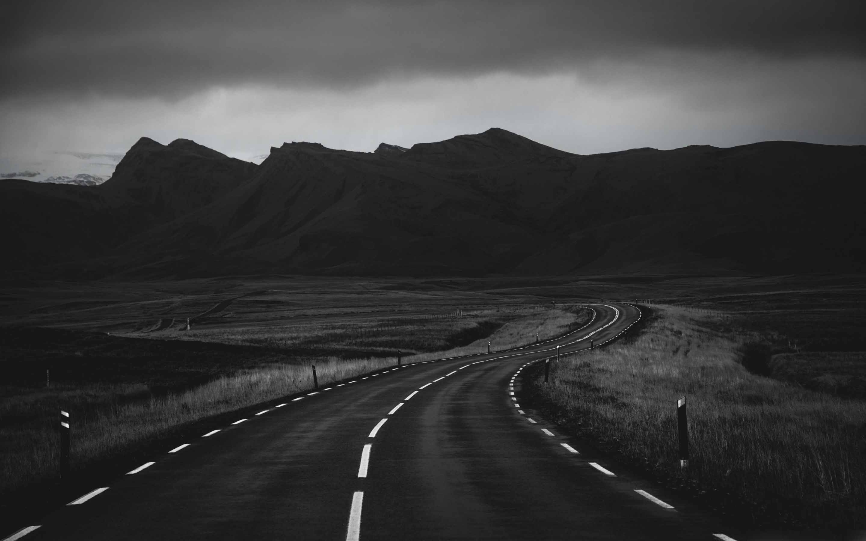 Road In Black And White Mac Wallpaper Download ...