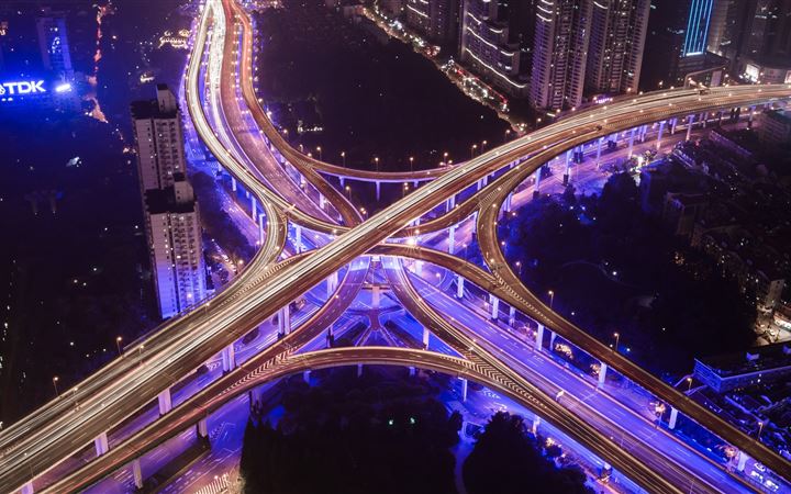 aerial photography of bridge near buildings iMac wallpaper