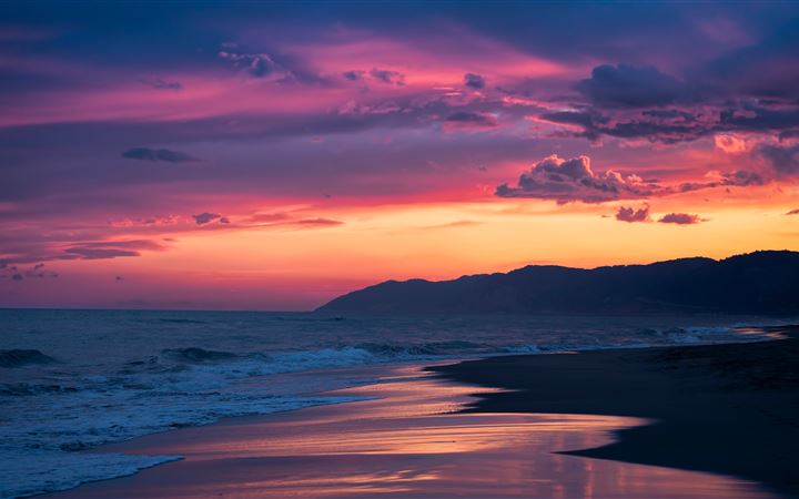 coast sunrises sky catalonia iMac wallpaper