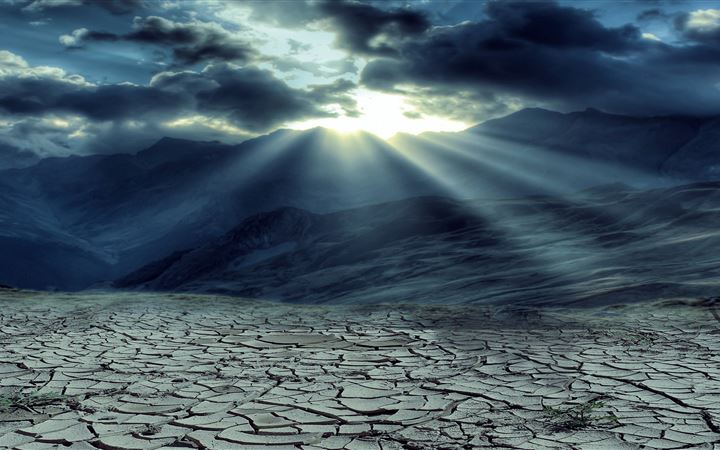drought mountains cloud sun rays 5k iMac wallpaper