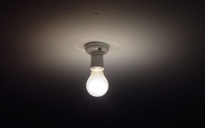 A bulb All Mac wallpaper