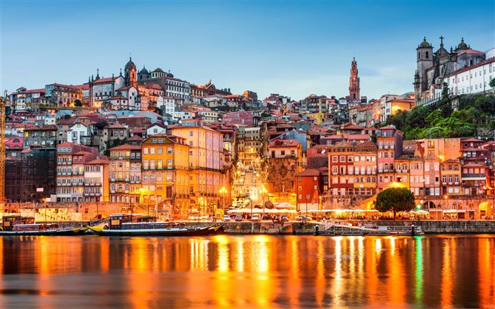 Douro River MacBook Air wallpaper