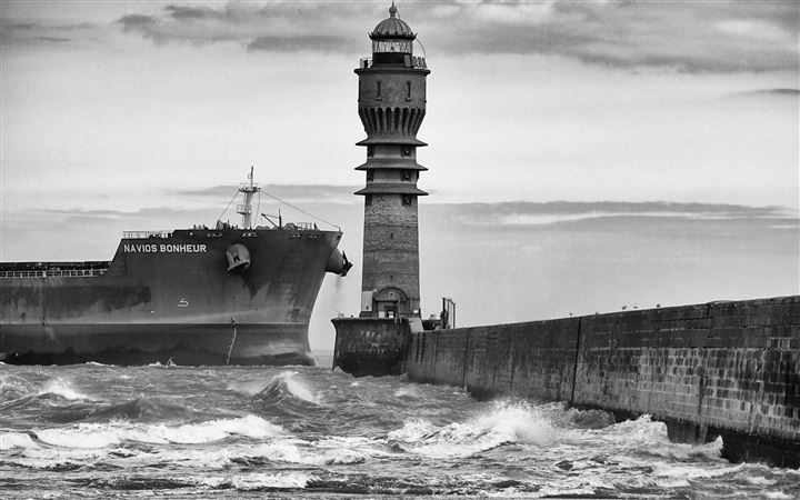 Dunkirk Lighthouse Black And White All Mac wallpaper