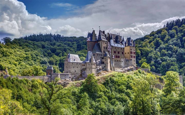 Eltz Castle Germany All Mac wallpaper