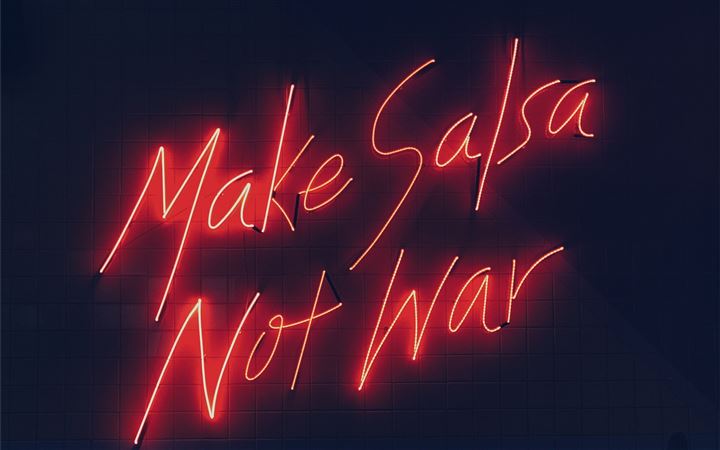 Make Salsa Not War All Mac wallpaper