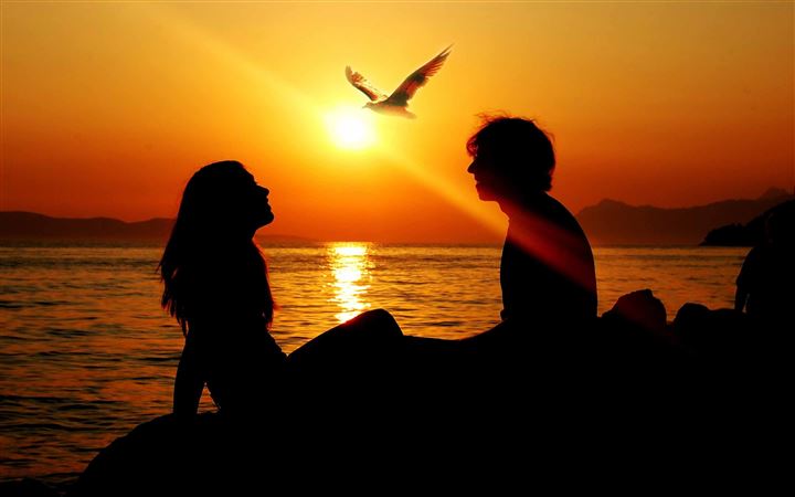 Romantic Couple Sunset All Mac wallpaper