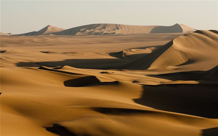 Sand dunes, Huacachina, P... All Mac wallpaper