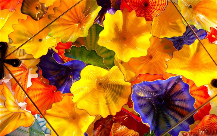 Glass Sculpture By Dale Chihuly MacBook Pro wallpaper