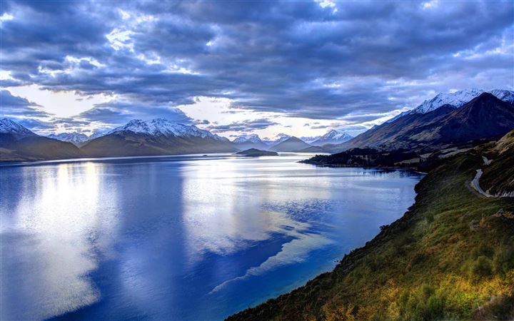 Lake In New Zealand MacBook Pro wallpaper