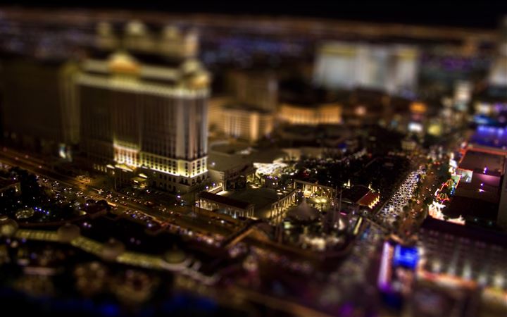 Las Vegas By Night MacBook Pro wallpaper