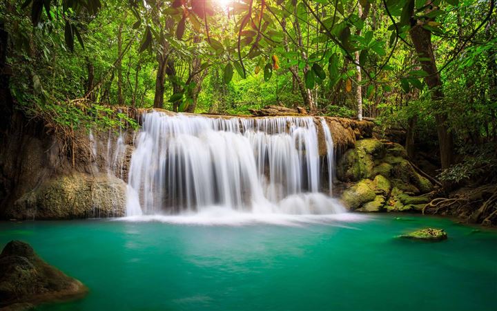 Rainforest Waterfall MacBook Pro wallpaper