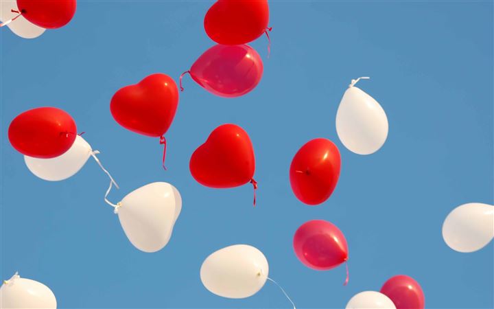 Valentines Day Heart Balloons MacBook Pro wallpaper