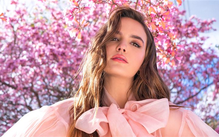 bailee madison photoshoot for rose and ivy journal MacBook Pro wallpaper