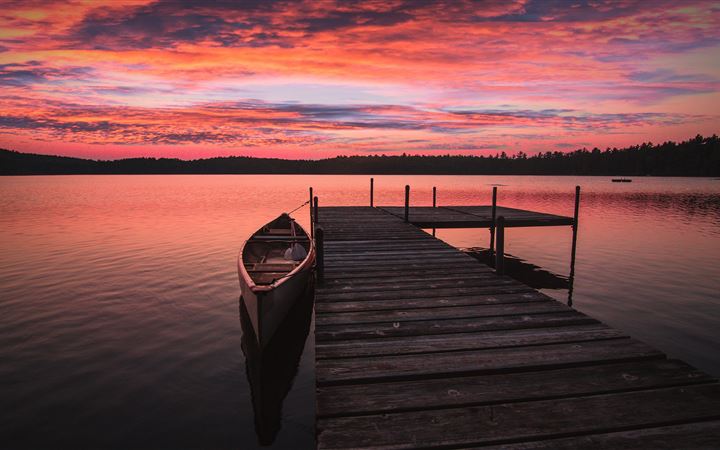 boat dock sunrise 5k MacBook Pro wallpaper