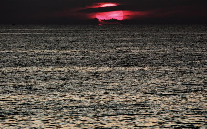 dark sunset red sea MacBook Pro wallpaper