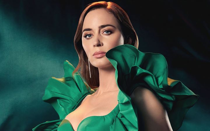 emily blunt the hollywood reporter 5k MacBook Pro wallpaper