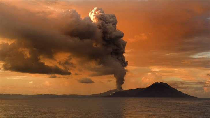 Volcanic Eruption In Papua  Mac Wallpaper