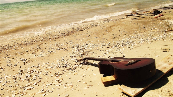 Guitar On The Beach Mac Wallpaper