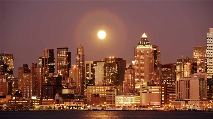Moon Over New York Mac Wallpaper