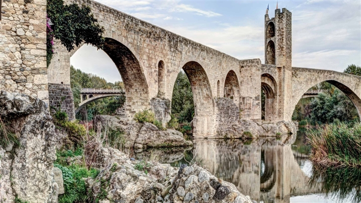 Besalus Romanesque Bridge Mac Wallpaper