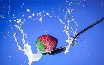 Strawberry Spoon Milk All Mac wallpaper