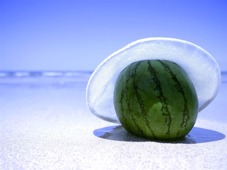 Watermelon on the beach Mac Wallpaper