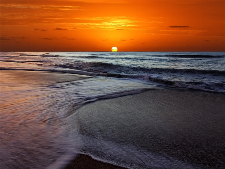 Memorable Sunset Beach Mac Wallpaper