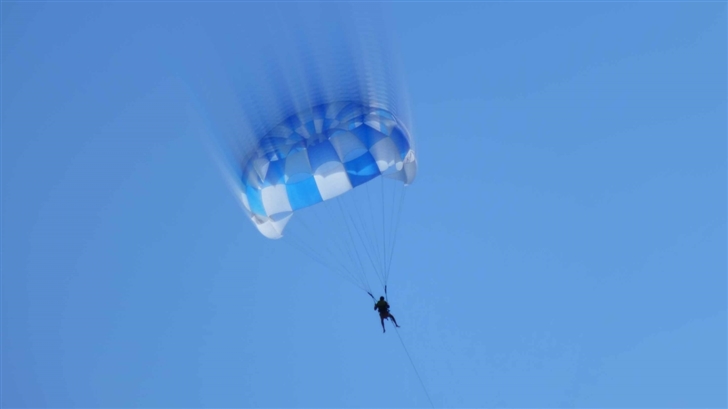 Parachute Man Mac Wallpaper