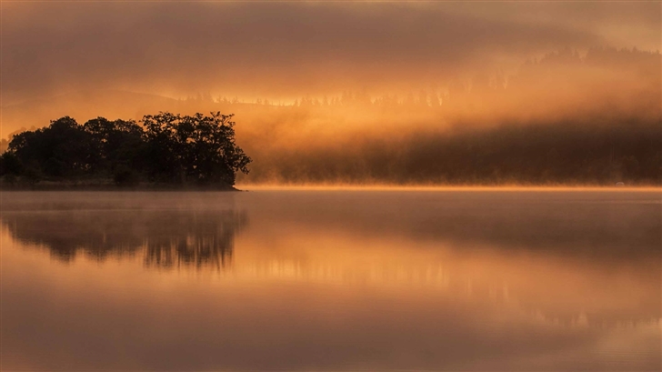 Early Morning Mist Reflected In The Water Mac Wallpaper