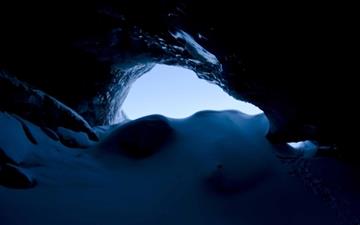 Glacier Cave MacBook Pro wallpaper