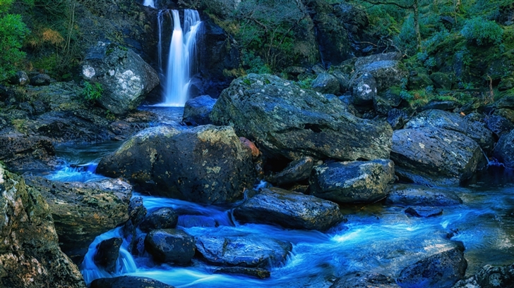 Mountain Waterfall Mac Wallpaper