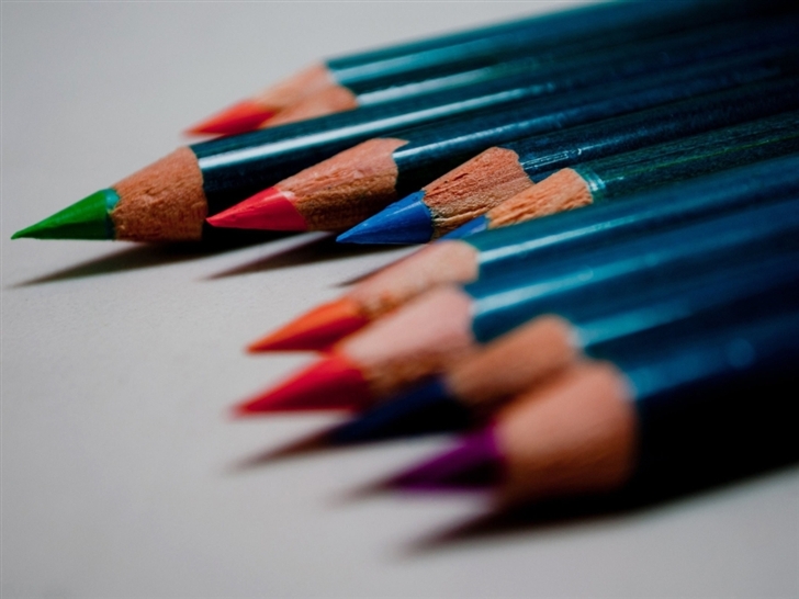 Colored pencils macro Mac Wallpaper