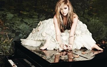 Avril Lavigne In A White Dress All Mac wallpaper