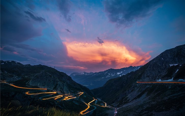 Gotthard Pass, Switzerlan... Mac Wallpaper