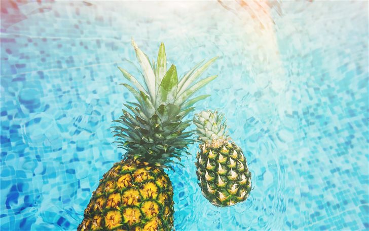 Pineapples in the Pool Mac Wallpaper
