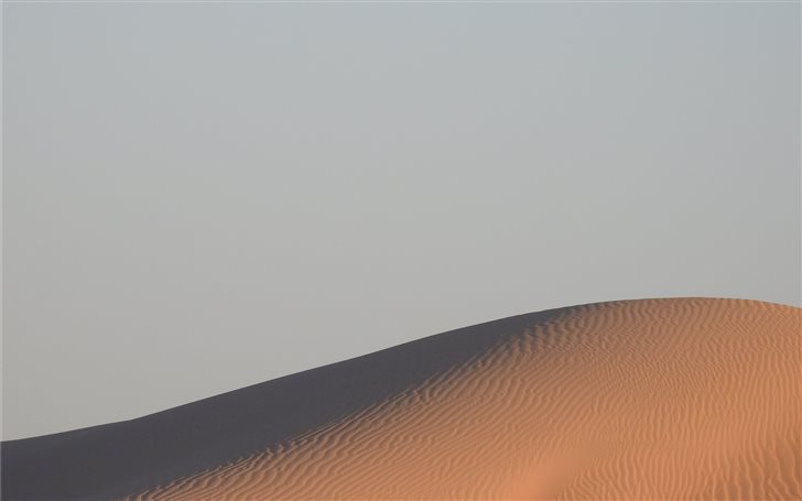 Sand Dune and Sky in the ... Mac Wallpaper