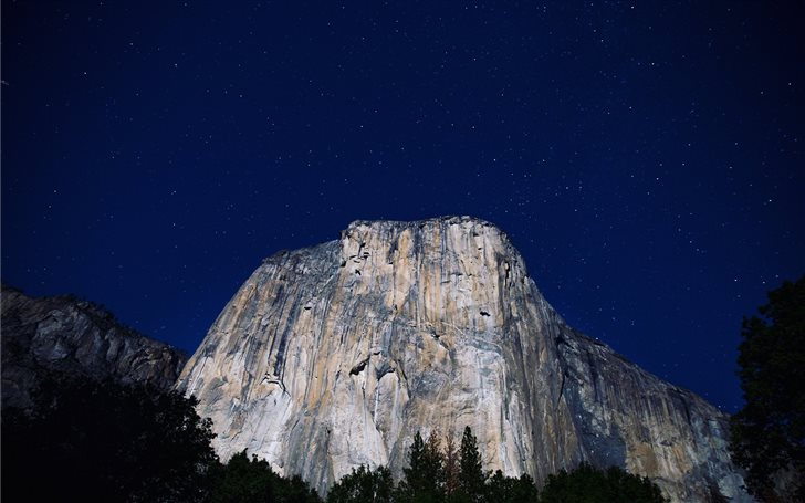 Shining stars over Yosemi... Mac Wallpaper
