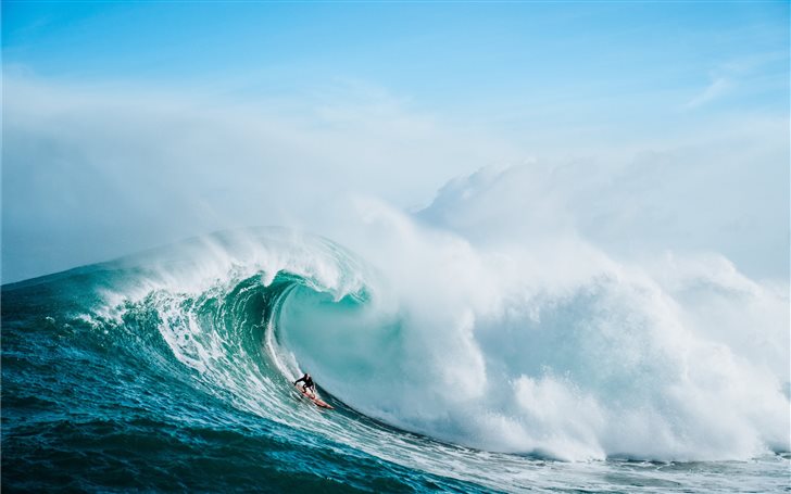 Russell Bierke Surfs at J... Mac Wallpaper